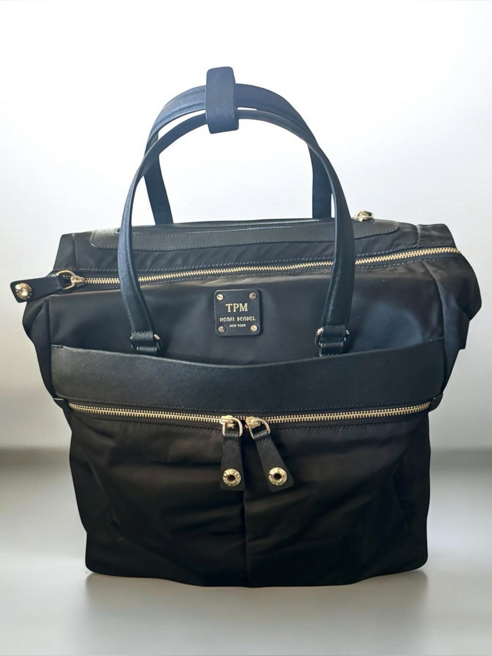 Henri Bendel Black Weekend Carry On Bag Wheeled Luggage Nylon Leather Classic